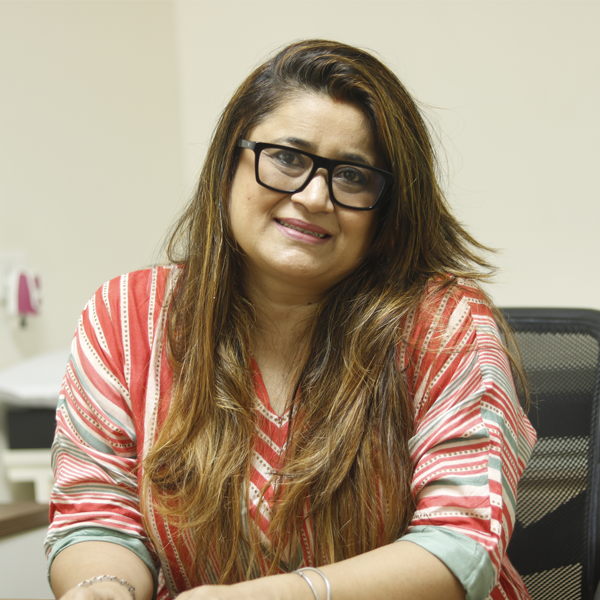 Dr. Shifali Mehraa